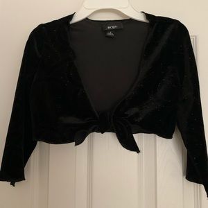 Girl’s velvet shrug